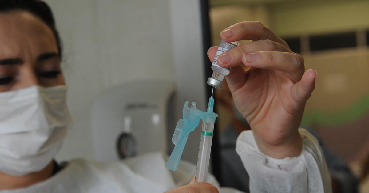 Ministério da Saúde orienta quarta dose da vacina contra a covid-19 para pacientes com baixa imunidade; veja o que muda | GZH