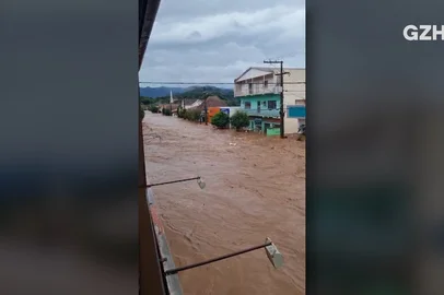 Enxurrada na cidade de Sinimbu