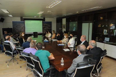 Reunião entre o Pompeia e a prefeitura de Caxias do Sul realizada em 2 de dezembro.<!-- NICAID(14957524) -->