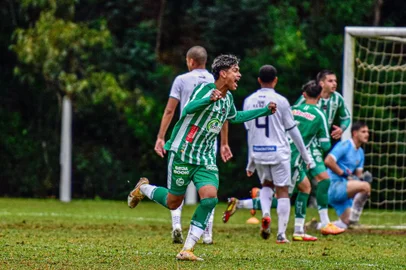 Juventude, do camisa 10 Luiz Henrique, obtém classificação para as quartas do estadual sub-20.<!-- NICAID(15453799) -->