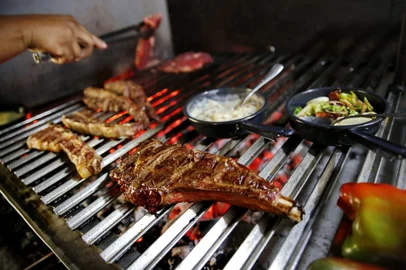 PORTO ALEGRE, RS, BRASIL, 02/09/2014: Especial sobre churrasco do caderno Gastrô por Destemperados (FOTO FÉLIX ZUCCO/AGÊNCIA RBS, Editoria Destemperados).<!-- NICAID(10797161) -->