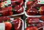 Na onda do morango do amor, fruta chega a faltar em supermercados de Porto Alegre