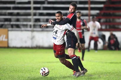 São Luiz x Joinville <!-- NICAID(16046367) -->