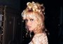 Pamela Anderson relembra abusos sexuais sofridos na infância em novo livro