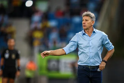 RS - FUTEBOL/CAMPEONATO BRASILEIRO 2024/GREMIO X CUIABA  - ESPORTES - Lance da partida entre Gremio e Cuiaba disputada na tarde deste sabado, na Arena Pantanal, em Cuiaba, em partida valida pela Campeonato Brasileiro 2024. FOTO: LUCAS UEBEL/GREMIO FBPA<!-- NICAID(15837772) -->