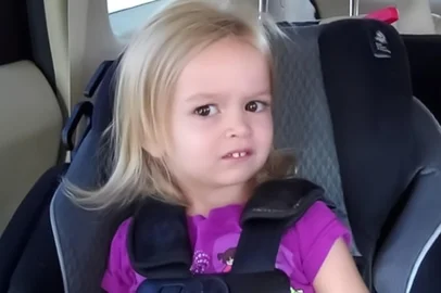 "Chloe": meme será leiloado em formato NFT<!-- NICAID(14897737) -->