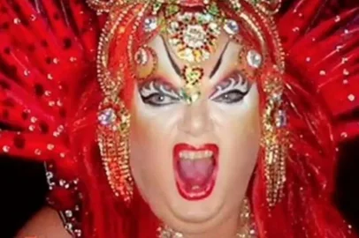 Morre drag queen Kaká di Polly, que deitou na Avenida Paulista para viabilizar primeira Parada Gay<!-- NICAID(15329558) -->