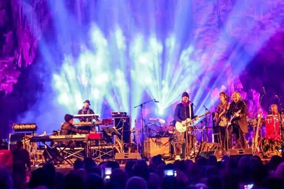 sire straits legacy<!-- NICAID(12889399) -->