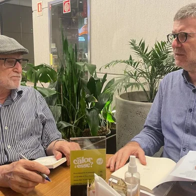 Celso Gutfreind e Armindo Trevisan lançam livro "O Elogio do Encontro"<!-- NICAID(15933477) -->