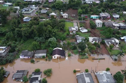 O nível do Rio Uruguai começou a baixar em Iraí. Nas últimas 24 horas, o nível baixou cinco metros<!-- NICAID(15563816) -->