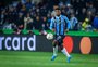 Renato terá de mudar a dupla de zaga do Grêmio contra o Juventude 