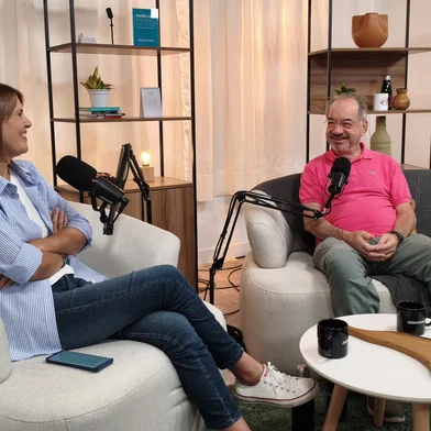 Antopólogo e professor Ruben Oliven é o entrevistado do programa Paralelas, com Juliana Bublitz.<!-- NICAID(16280800) -->