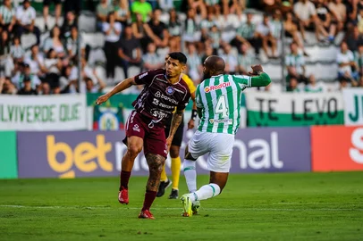 Neimar De Cesero / Agencia RBS CAXIAS DO SUL, RS, BRASIL, 22/01/2026. Juventude x Caxias, clássico Ca-Ju nº 290 válido pelo Campeonato Gaúcho 2026 (Gauchão 2026) e realizado no estádio Alfredo Jaconi. (Neimar De Cesero/Agência RBS)Indexador: Neimar De Cesero<!-- NICAID(16209840) -->