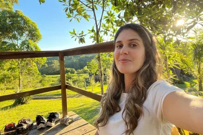 Kelly Costa na  Reserva Pedra da Mata<!-- NICAID(15677385) -->