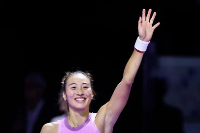 Qinwen Zheng, tênis