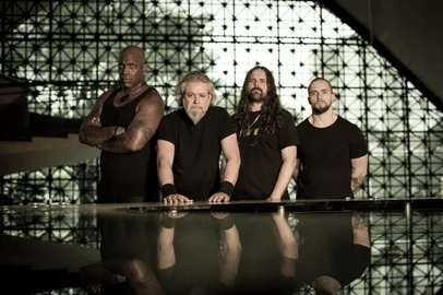 O heavy metal e o rock desembarcam na capital gaúcha nesta sexta-feira (19) com a banda Sepultura. O grupo apresentará o álbum Quadra no Teatro do Bourbon Country, às 21h, dois anos após seu lançamento, devido ao adiamento de shows em função da pandemia de covid-19.<!-- NICAID(15178956) -->