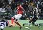 Zagueiro do Inter lamenta gol contra e derrota para o Atlético-MG: "Não podemos estar nessa situação"