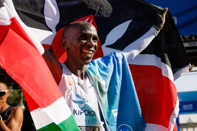 Divulgação / Divulgação Kipchoge durante corrida<!-- NICAID(16242572) -->