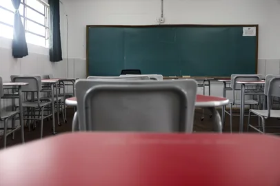 ILHA GRANDE DOS MARINHEIROS, RS, BRASIL - 2025.02.06 - Fotos para reportagem sobre como estão os preparativos para o início do ano letivo nas escolas estaduais bastante atingidas pela enchente de maio de 2024. Na foto: Escola Alvarenga Peixoto. (Foto: André Ávila/ Agência RBS)Indexador: Andre Avila<!-- NICAID(15970633) -->