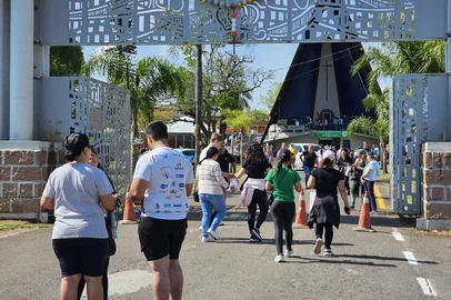 Romaria de Nossa Senhora Aparecida em Passo Fundo<!-- NICAID(16144101) -->