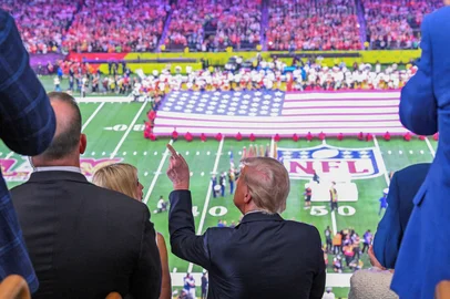 US President Donald Trump and Ivanka Trump (L) watch the pre-game show  before Super Bowl LIX between the Kansas City Chiefs and the Philadelphia Eagles at Caesars Superdome in New Orleans, Louisiana, February 9, 2025. (Photo by ROBERTO SCHMIDT / AFP)<!-- NICAID(15972630) -->