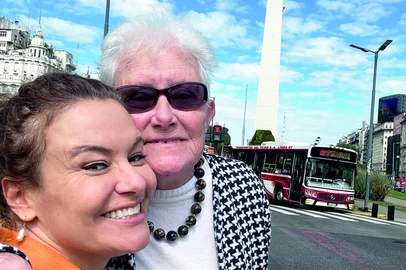 Sara Bodowsky e a mãe Dalva Bodowsky<!-- NICAID(16150537) -->