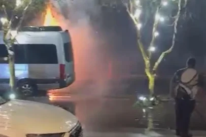 Foguetório em frente à concentração do Inter surpreende clube antes de jogo contra o Bahia<!-- NICAID(16047095) -->
