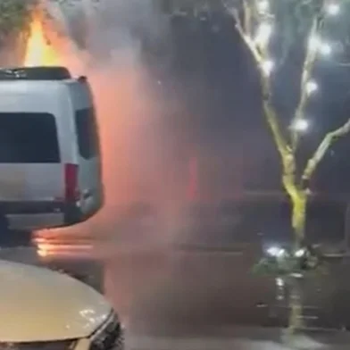 Foguetório em frente à concentração do Inter surpreende clube antes de jogo contra o Bahia<!-- NICAID(16047095) -->