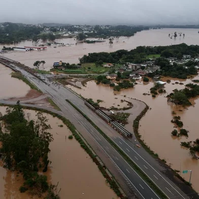 LAJEADO, RS, BRASIL - 03/05/2024 - Situação da BR-386, no município de Lajeado, no Vale do Taquari. FOTO: JEFFERSON BOTEGA, AGÊNCIA RBS<!-- NICAID(15752543) -->