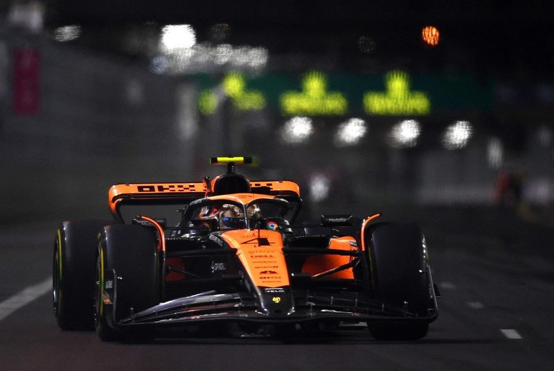 LAS VEGAS, NEVADA - NOVEMBER 18: Lando Norris of Great Britain driving the (4) McLaren MCL60 Mercedes on track during the F1 Grand Prix of Las Vegas at Las Vegas Strip Circuit on November 18, 2023 in Las Vegas, Nevada. Rudy Carezzevoli/Getty Images/AFP