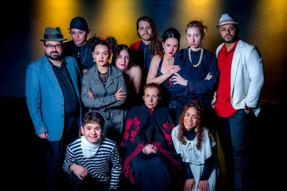 ESPETÁCULO “CORREDEIRA” ENCERRA SEMESTRE DO CURSO PROFISSIONALIZANTE DA ESCOLA DE TEATRO TEM GENTE TEATRANDO.<!-- NICAID(16081104) -->