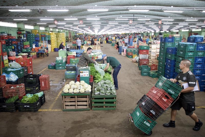 Porto Alegre, RS, Brasil - Preço dos alimentos na Ceasa. Como as cheias estão influenciando no preço dos alimentos e como os produtores rurais estão reorganizando a sua produção na Ceasa. Fotos: Jefferson Botega/Agência RBS<!-- NICAID(15571172) -->