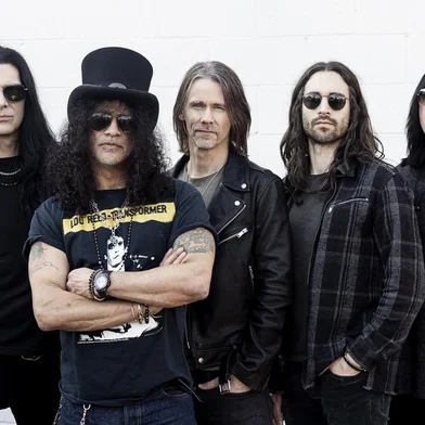 Slash Feat. Myles Kennedy & The Conspirators (SMKC)<!-- NICAID(15660563) -->