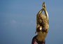 Shakira ganha estátua de bronze de cinco toneladas na Colômbia