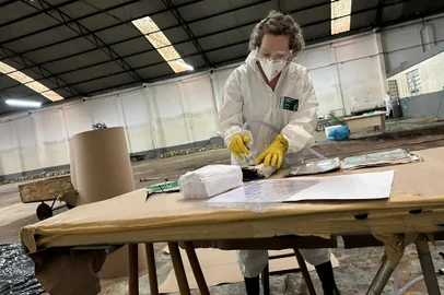 Processos do Arquivo-Geral do Tribunal Regional do Trabalho da 4ª Região (RS) que foram atingidos pela enchente de maio são recuperados.<!-- NICAID(15798316) -->
