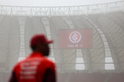 PORTO ALEGRE, RS, BRASIL, 20-07-2025: INTERNACIONAL x CEARÁ. Colorado recebe no beira-rio o Ceará, pela 15ª rodada do Campeonato Brasileiro. Fotos: Duda Fortes/Agencia RBS<!-- NICAID(16084041) -->
