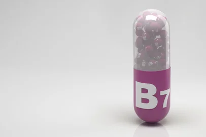 VITAMINA B7Fonte: 550693350<!-- NICAID(15400816) -->