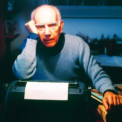 Muro da Mauá será estampado com imagens de Leonid Streliaev, considerado fotógrafo pessoal de Erico Verissimo<!-- NICAID(15572878) -->