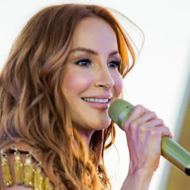 Claudia Leitte<!-- NICAID(15194965) -->