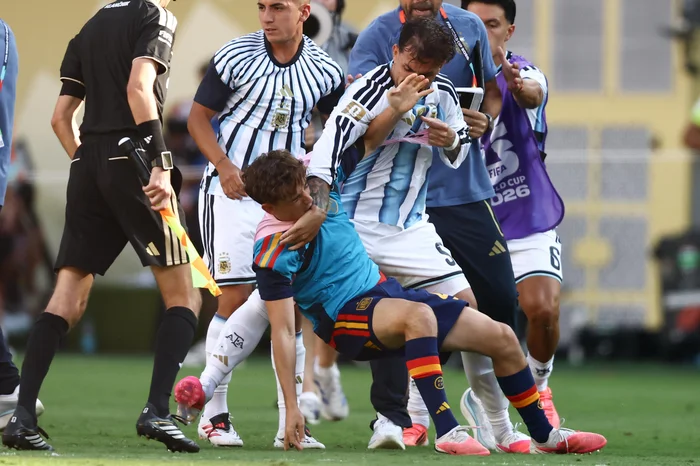 CHARLY TRIBALLEAU / AFP