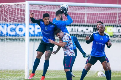 Caxias enfrenta o São José em jogo-treino antes da Série C<!-- NICAID(16011095) -->