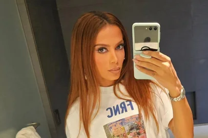 Anitta<!-- NICAID(15876954) -->
