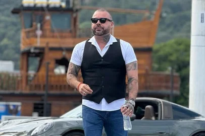O empresário e influenciador digital Ricardo Godoi, de 46 anos, morreu na segunda-feira (20) durante um procedimento anestésico realizado no Hospital Dia Revitalite, em Itapema, no Litoral Norte de Santa Catarina.<!-- NICAID(15958457) -->