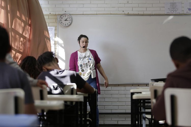 Nas Turmas de Diferenciação Pedagógica há um olhar mais apurado para a alfabetização.