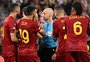 Torcedores da Roma tentam agredir árbitro da final da Liga Europa em aeroporto
