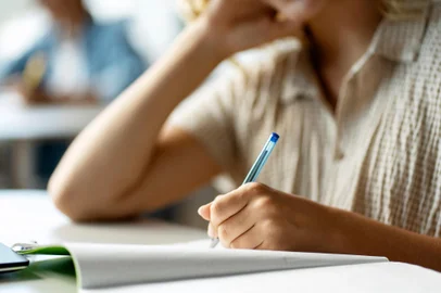 Concurso, teste, prova, exame. Foto: Maria Vitkovska / stock.adobe.comFonte: 623594722<!-- NICAID(15655042) -->