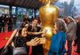 Com Caio Blat e Antonio Pitanga, elenco de "Justino — nos bastidores do reino" esbanja simpatia no Festival de Cinema de Gramado
