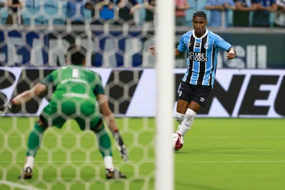 Jeff Botega / Agencia RBS Porto Alegre, RS, Brasil — Campeonato Gaúcho 2026.Grêmio e São Luiz se enfrentam na Arena do Grêmio, em Porto Alegre, em partida válida por mais uma rodada do Gauchão 2026.Indexador: jeff botega<!-- NICAID(16206086) -->