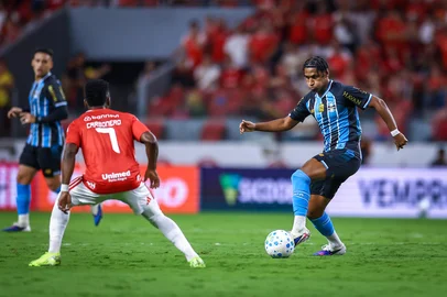 Grenal 452PORTO ALEGRE, RS, BRASIL, 11-04-2026: Clássico GreNal nº452 no estádio Beira-Rio. Inter e Grêmio se enfrentam pelo Campeonato Brasileiro Série A 2026. Foto: Lucas Uebel/Grêmio FBPAEditoria: SPOLocal: Porto AlegreIndexador: Lucas UebelSecao: futebolFonte: Gremio.netFotógrafo: Grenal 452<!-- NICAID(16264129) -->