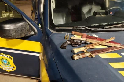 homem foi preso na BR-290 em Pantano Grande, na Região Central, após ter se envolvido em um acidente na madrugada deste domingo (6)<!-- NICAID(15502775) -->